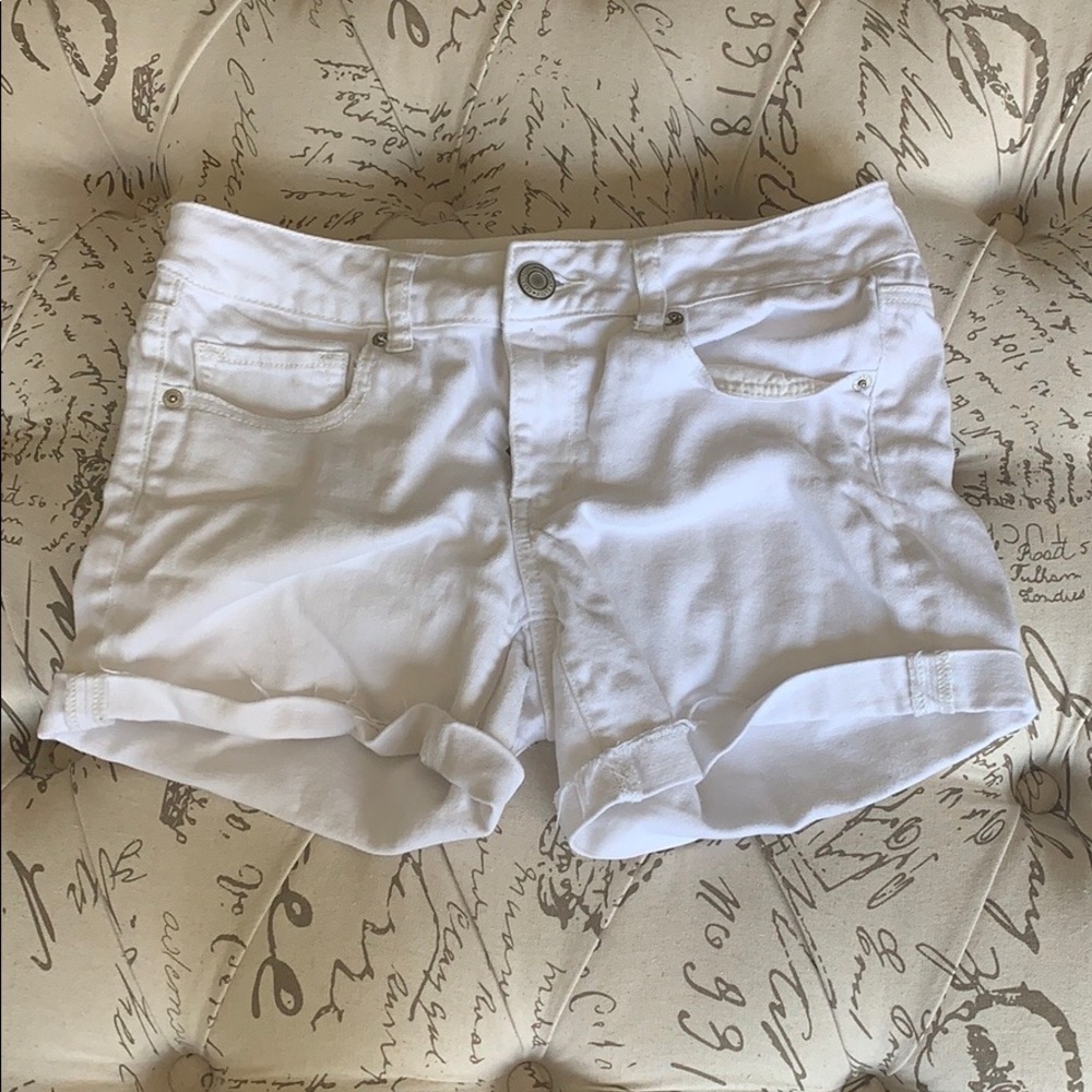 american eagle white jean shorts